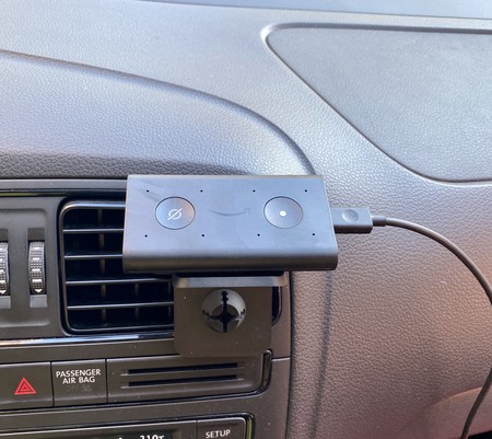 Amazon Echo Auto - Altavoz inteligente compacto con Alexa y sonido de calidad - Imagen 2